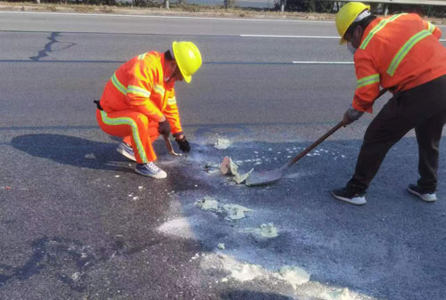 海南公路下沉注浆加固